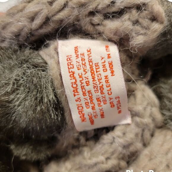 Nardi & Tagliaferri Taupe gray wool faux fur knitted wrap scarf shawl - Picture 4 of 7